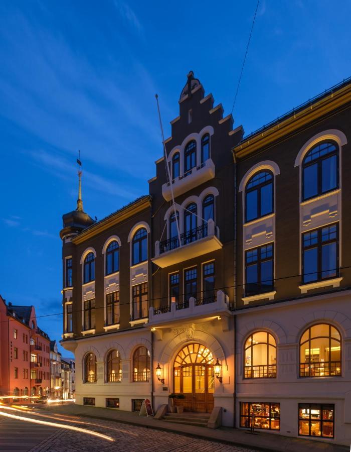 1904 Hotel